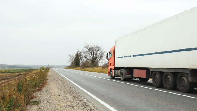 Представители транспортной отрасли Литвы прокомментировали решение Польши о запрете для грузового транспорта из РФ и РБ